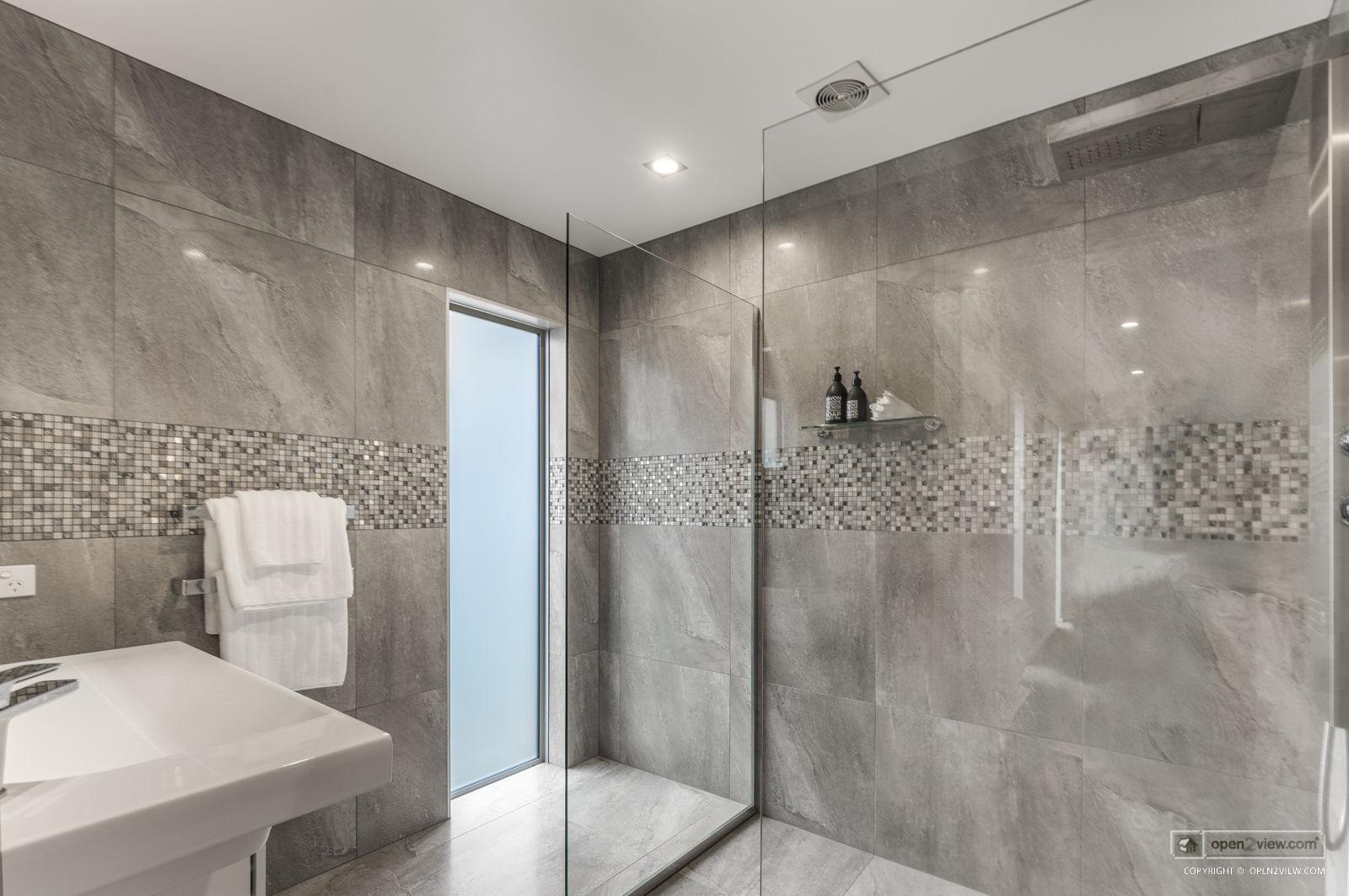 Slider image of 34 Muritai Road, Auckland