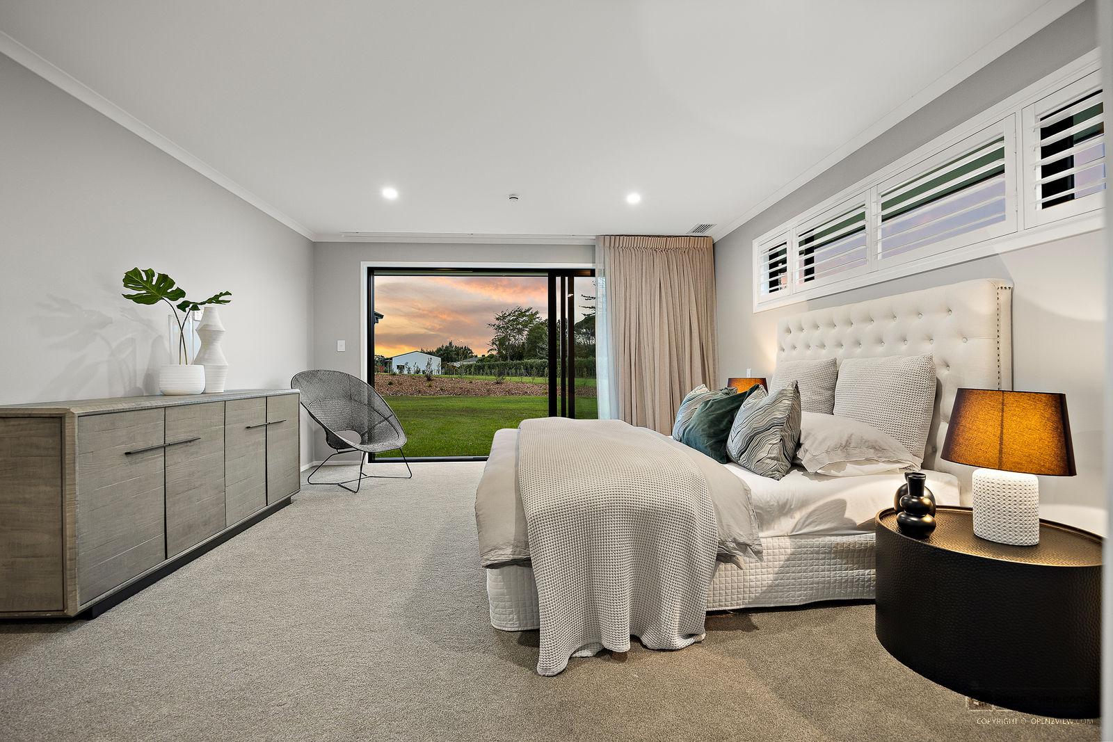Slider image of 62 Dysart Lane, Auckland