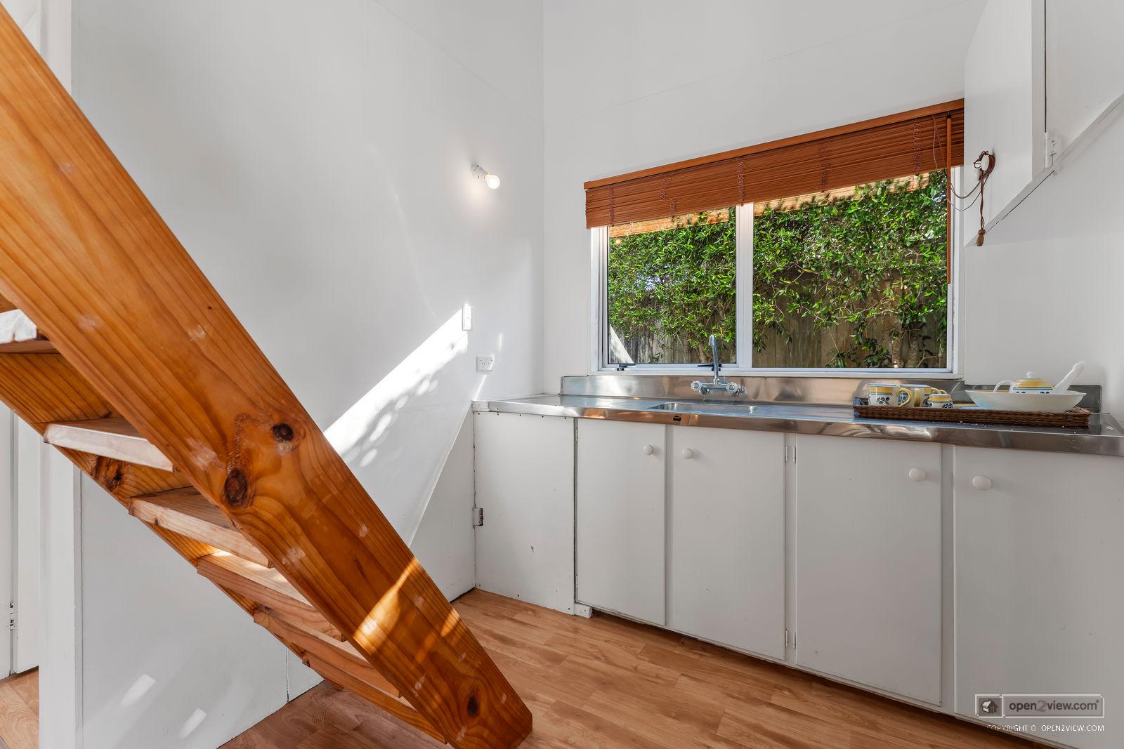 Slider image of 28 Success Court, Auckland