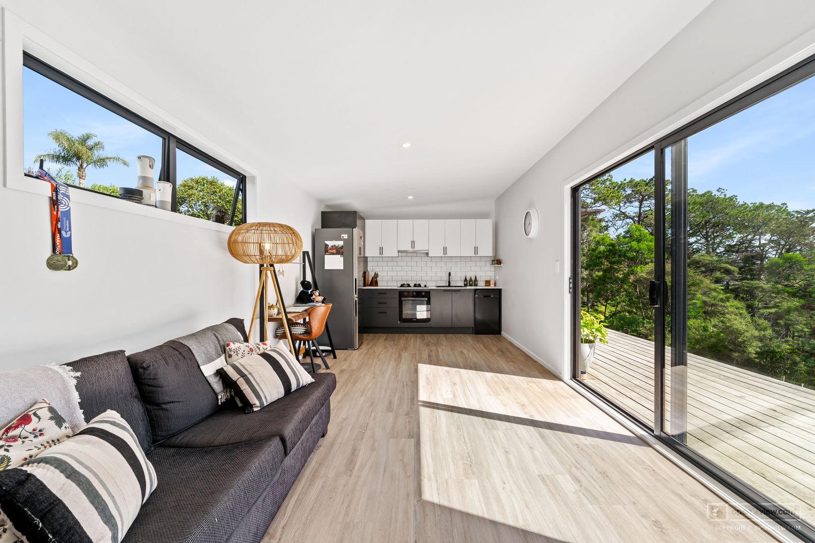 Slider image of 206 Trigg Road, Auckland
