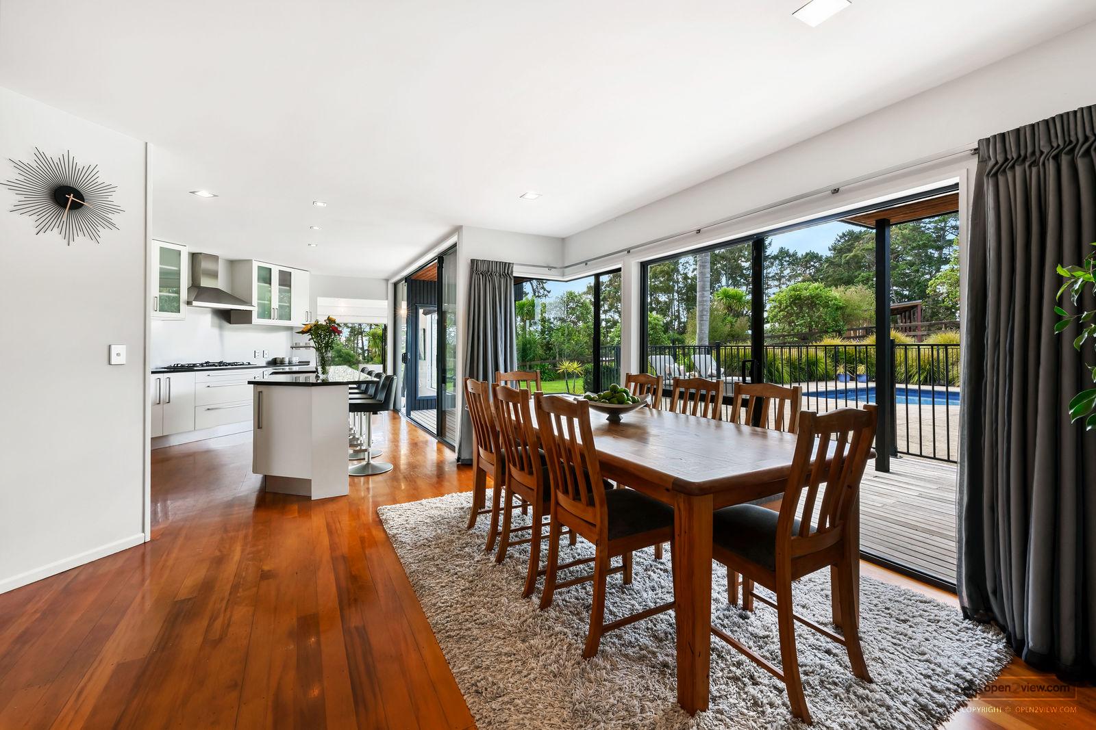 Slider image of 206 Trigg Road, Auckland