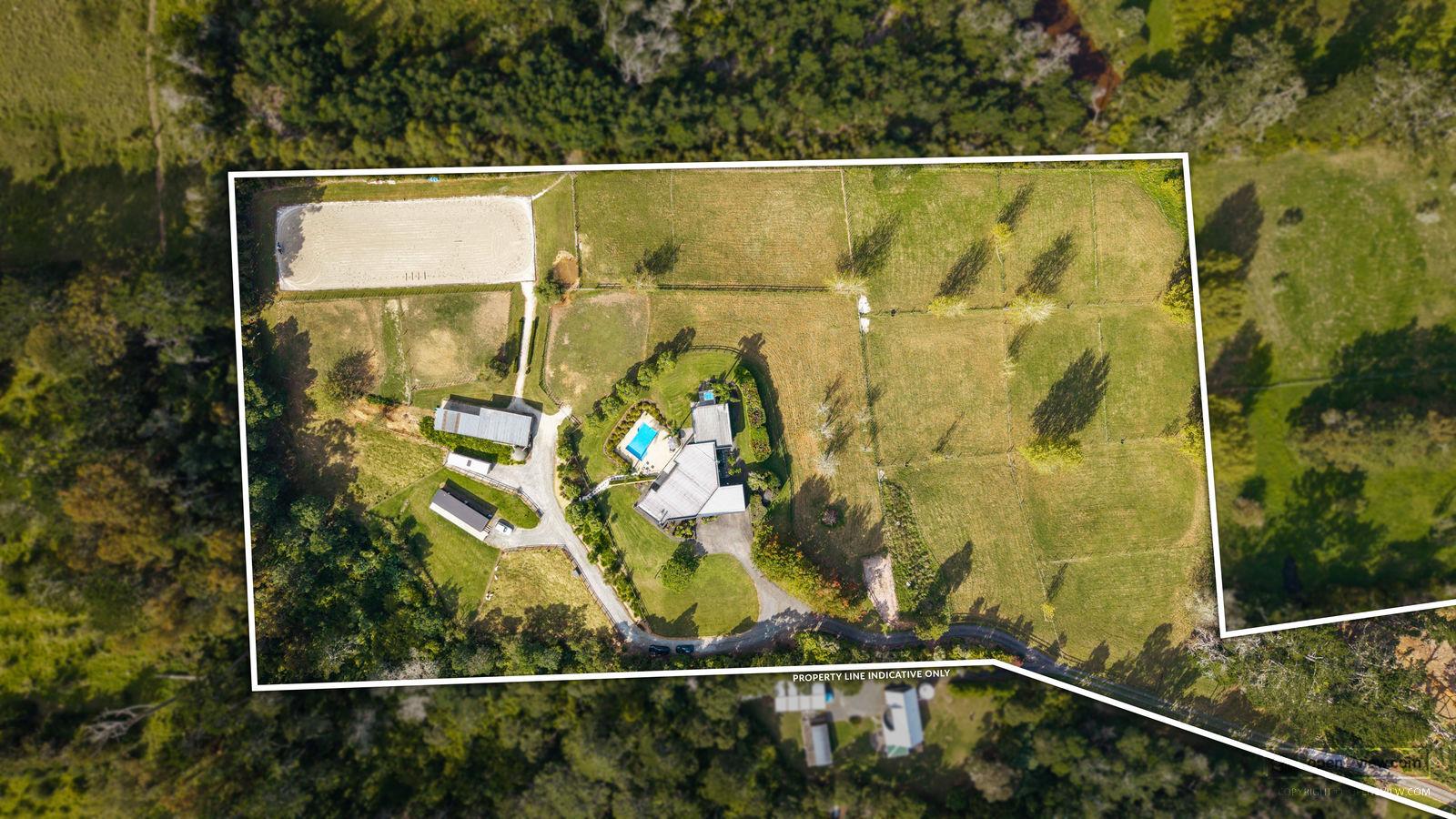 Slider image of 206 Trigg Road, Auckland