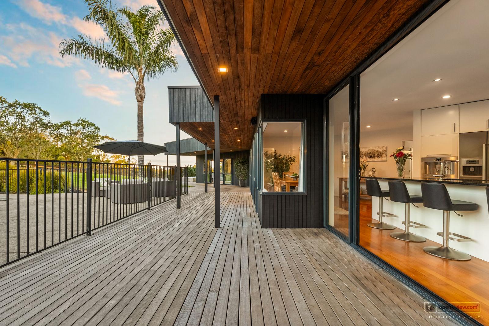 Slider image of 206 Trigg Road, Auckland