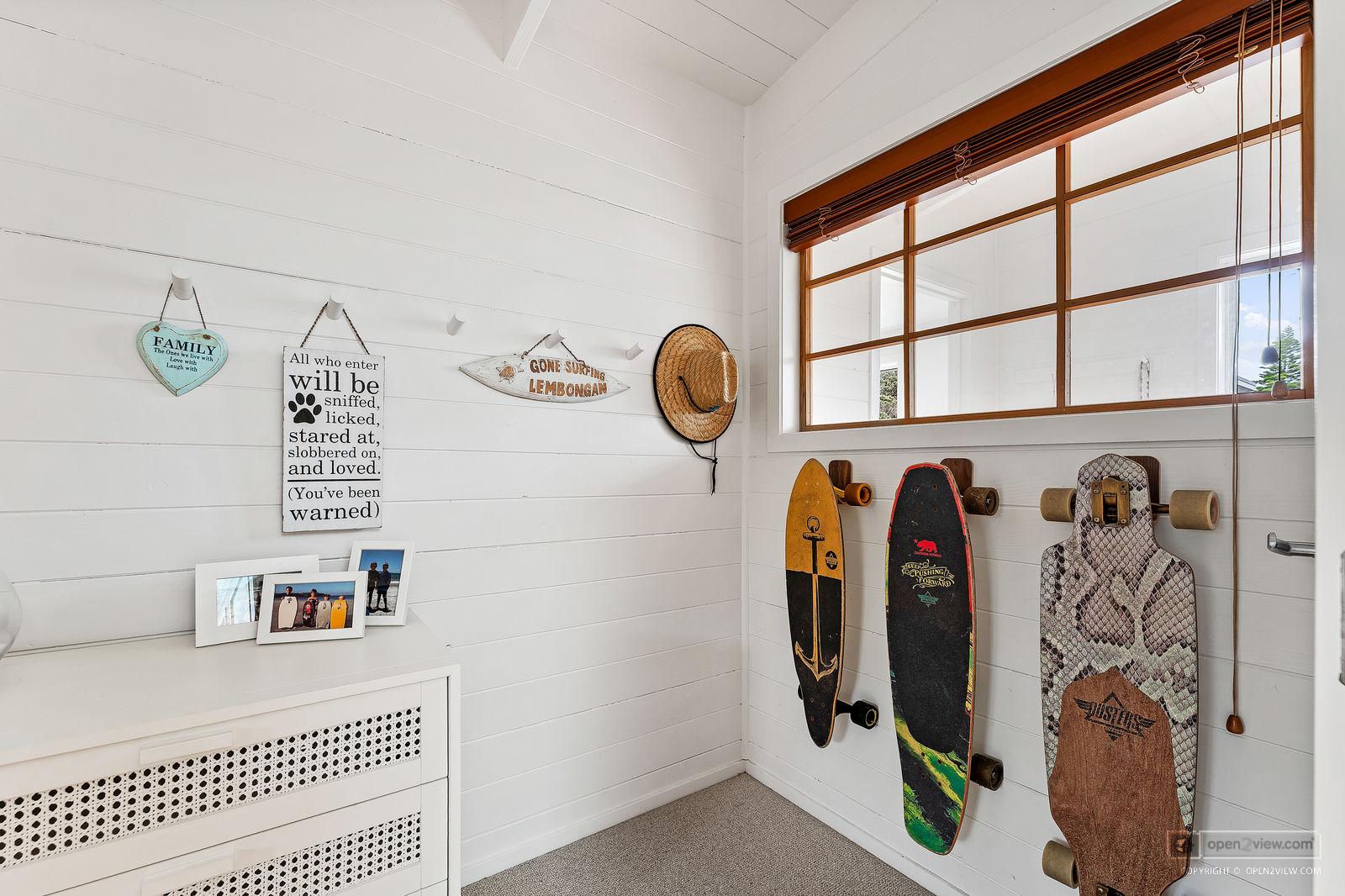 Slider image of 25 Esme Grove, Auckland