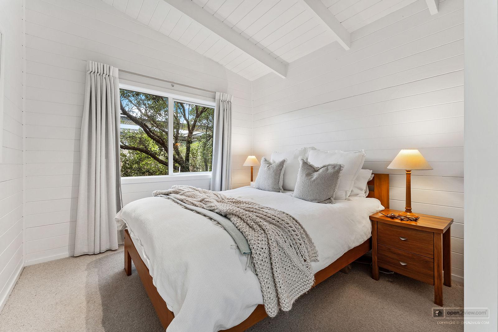 Slider image of 25 Esme Grove, Auckland