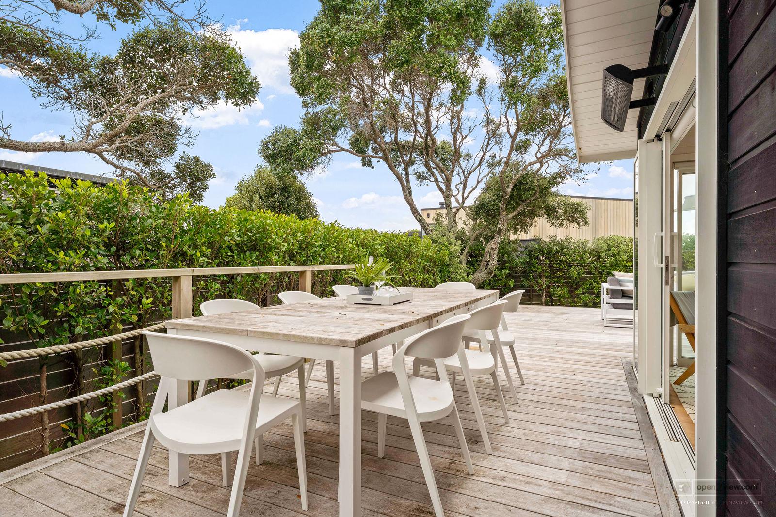 Slider image of 25 Esme Grove, Auckland