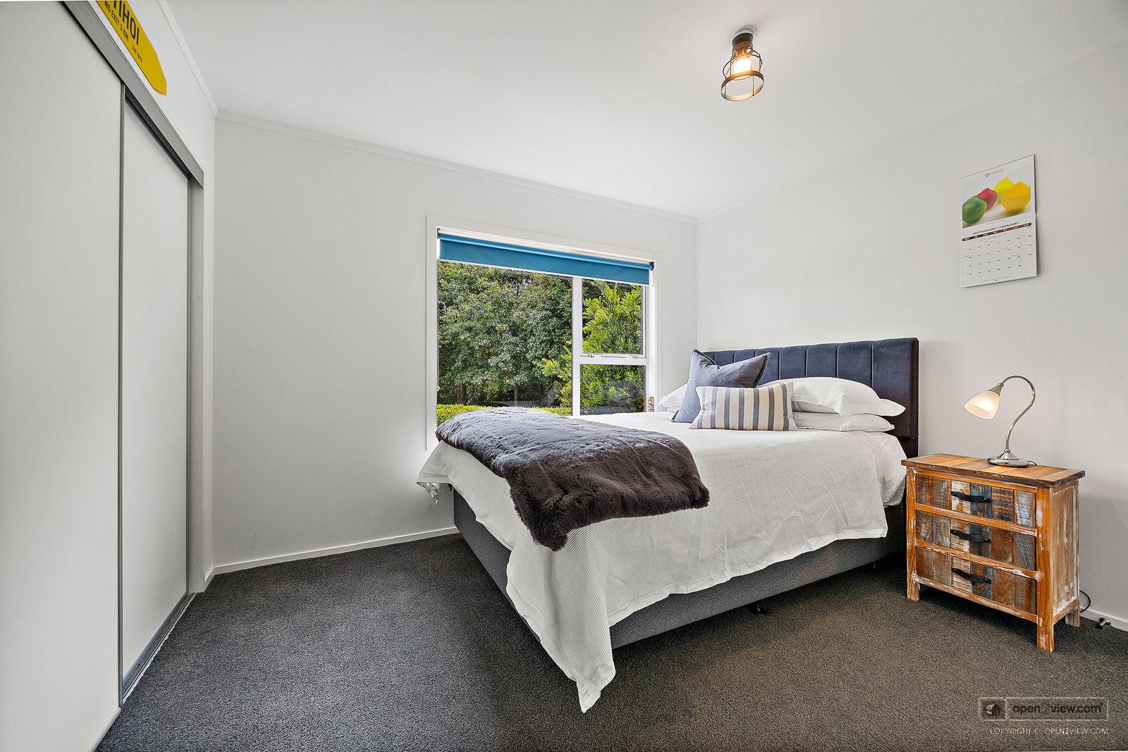 Slider image of 145 Hanham Road, Auckland