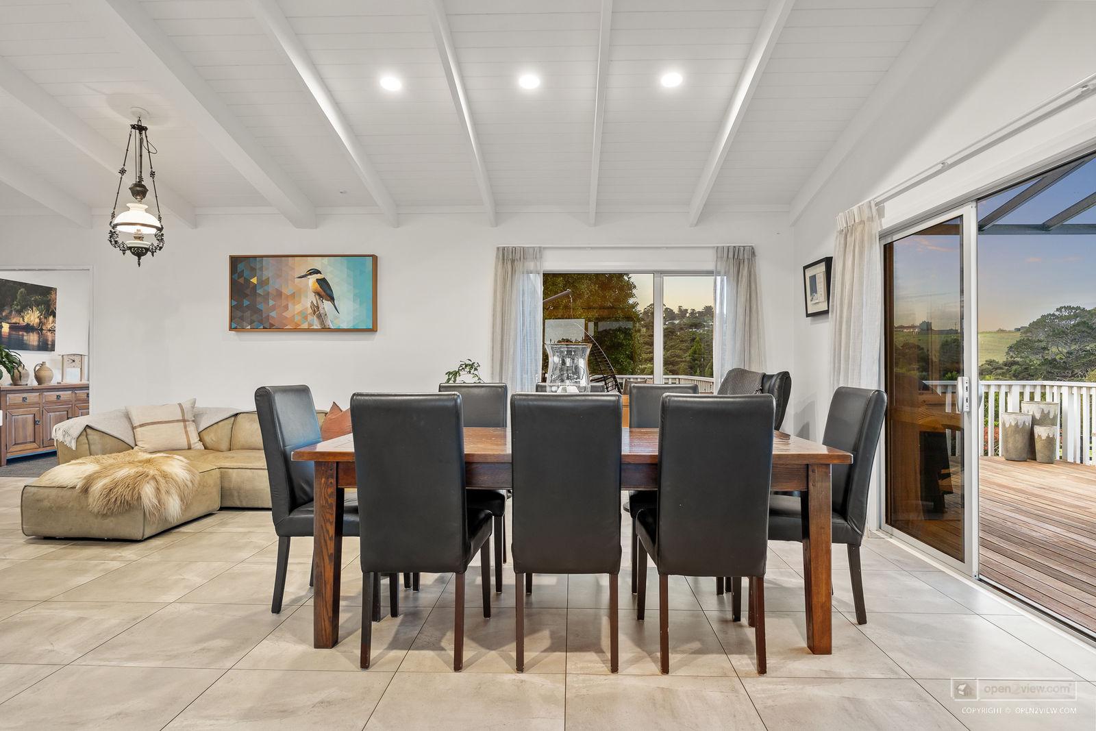 Slider image of 145 Hanham Road, Auckland