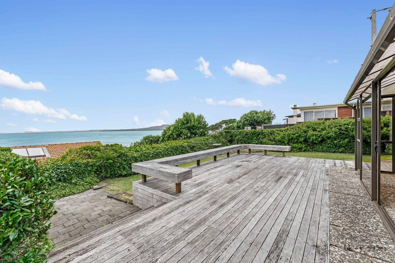 Slider image of 2/35 Kitchener Road, Auckland