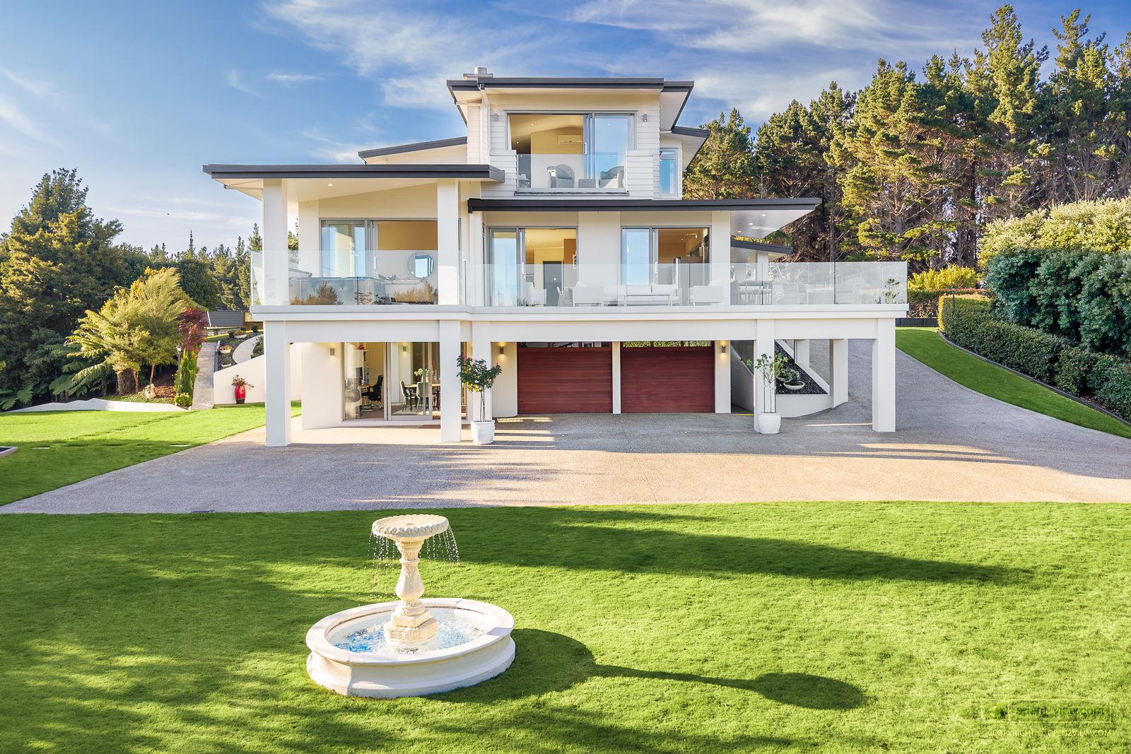 Slider image of 55 Pinetone Road, Auckland