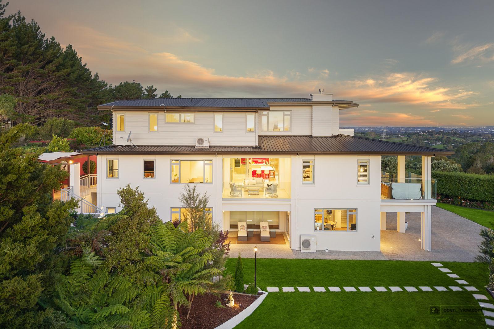 Slider image of 55 Pinetone Road, Auckland