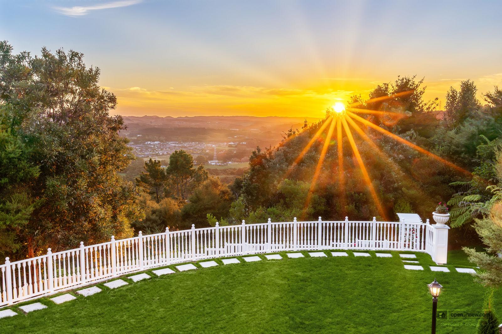Slider image of 55 Pinetone Road, Auckland