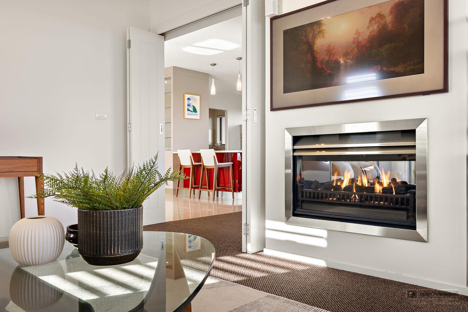 Slider image of 55 Pinetone Road, Auckland