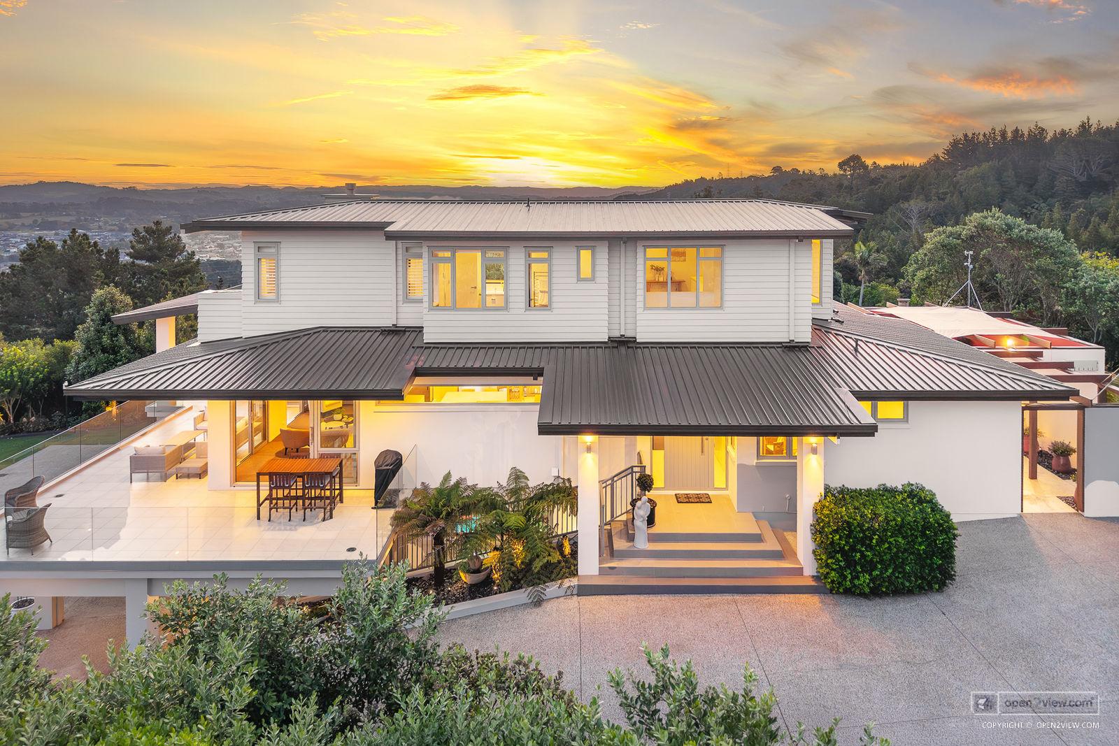 Slider image of 55 Pinetone Road, Auckland