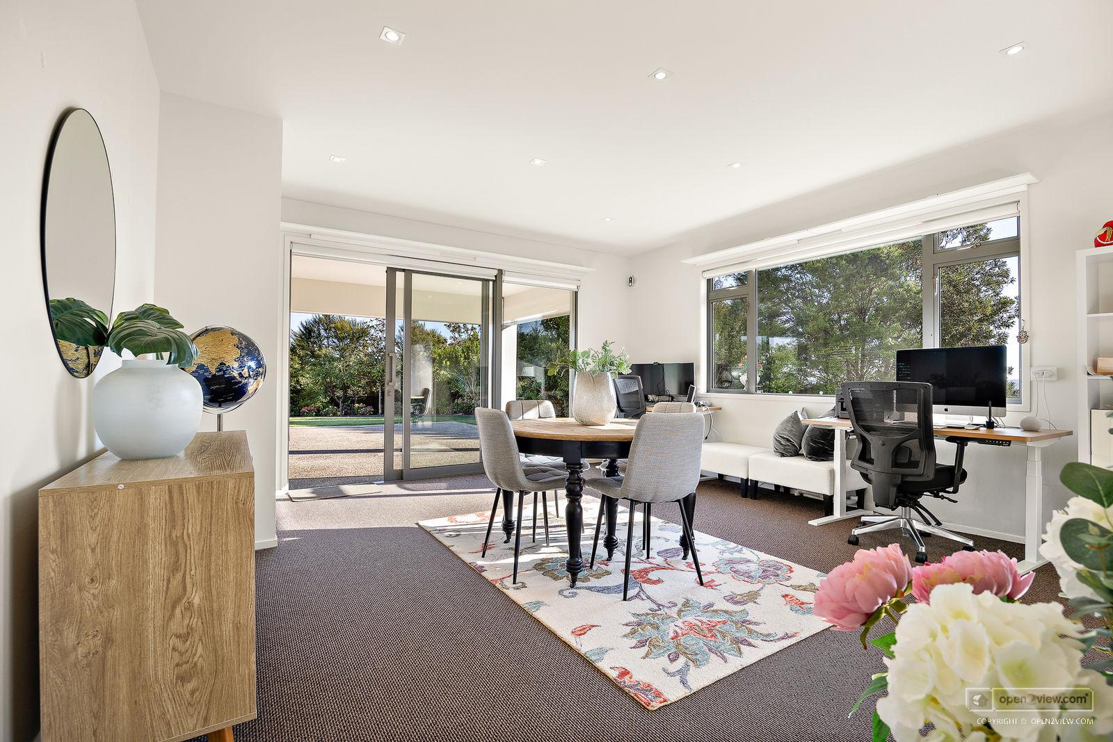 Slider image of 55 Pinetone Road, Auckland