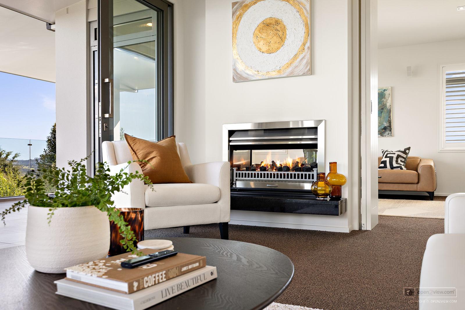Slider image of 55 Pinetone Road, Auckland
