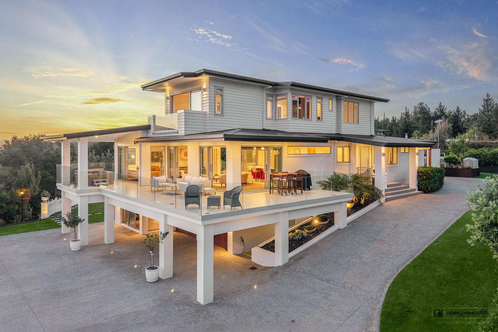 Slider image of 55 Pinetone Road, Auckland