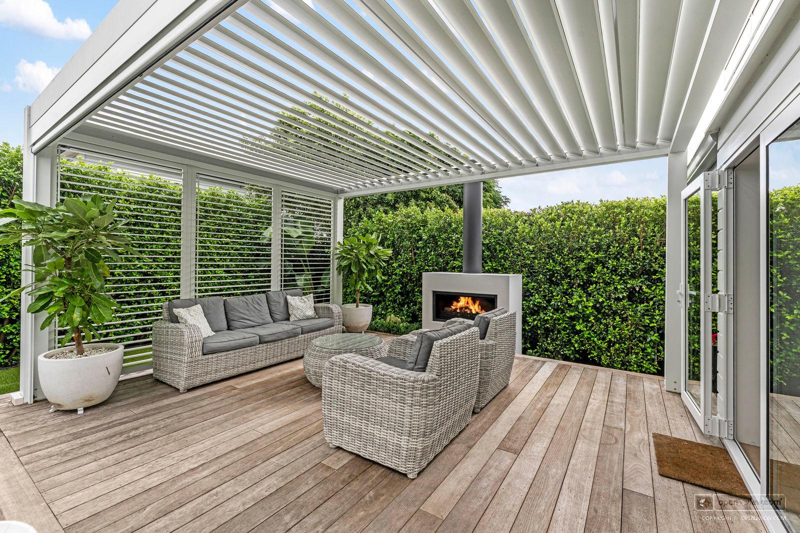 Slider image of 44 Milford Road, Auckland