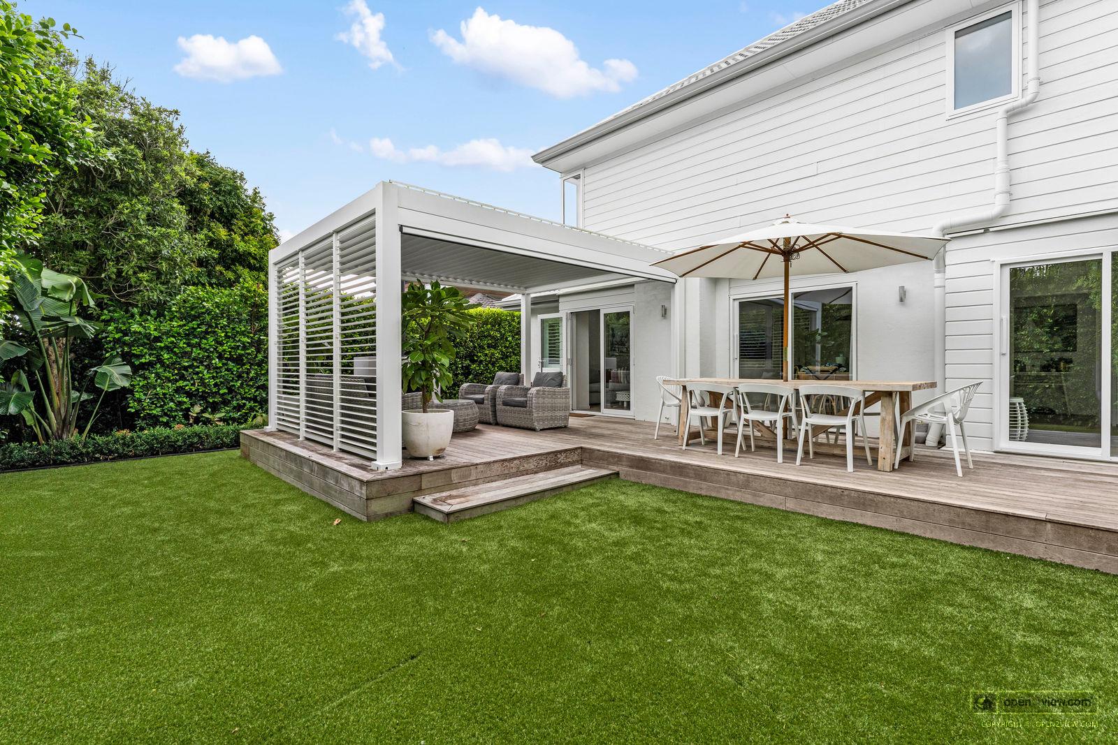 Slider image of 44 Milford Road, Auckland