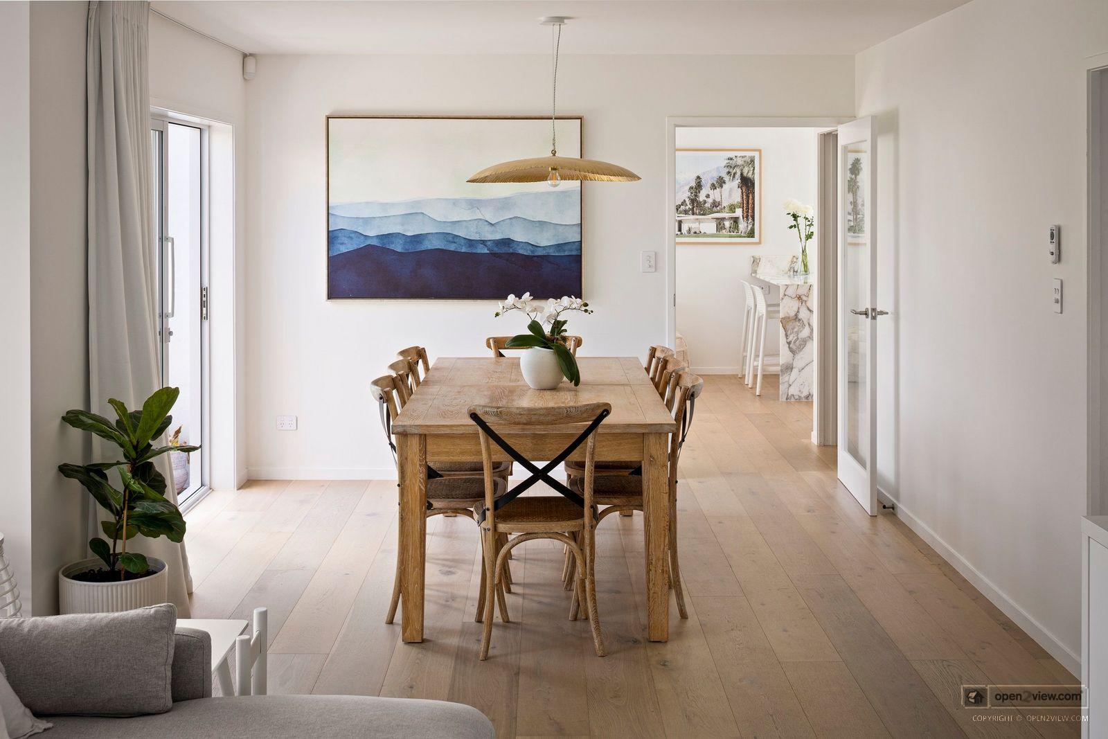 Slider image of 44 Milford Road, Auckland