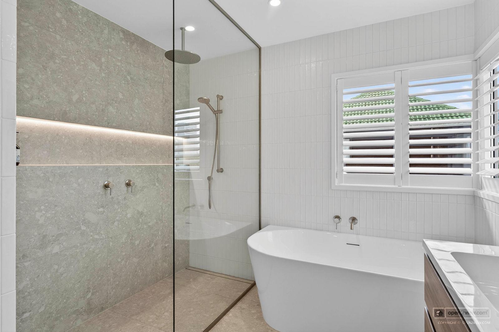 Slider image of 44 Milford Road, Auckland