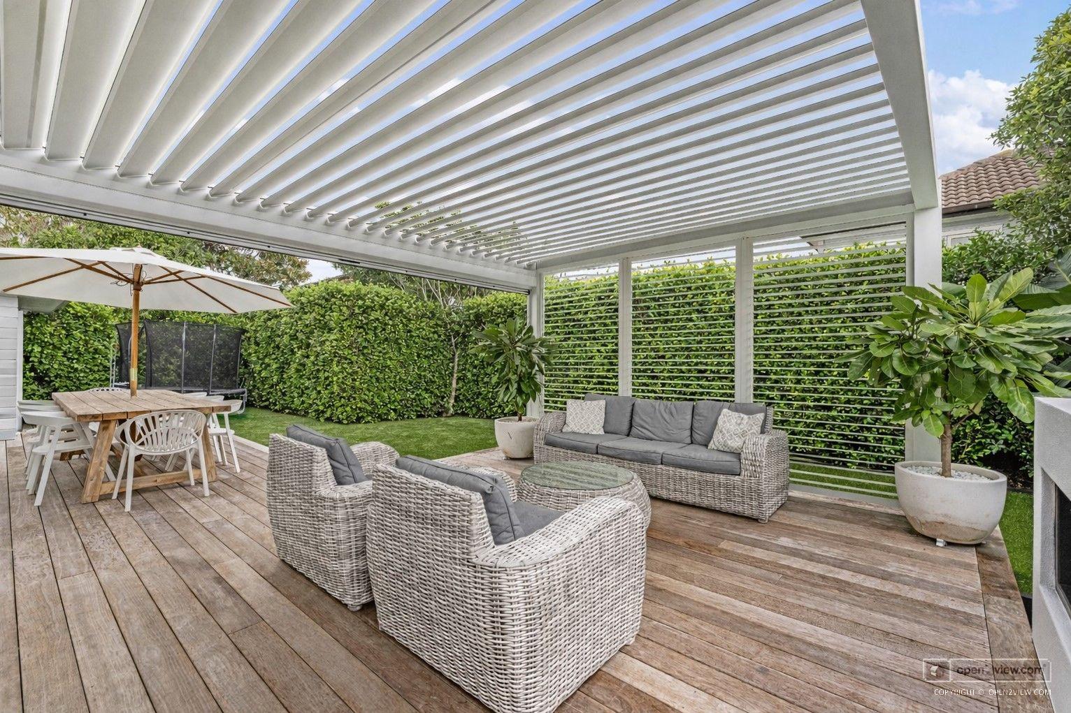 Slider image of 44 Milford Road, Auckland