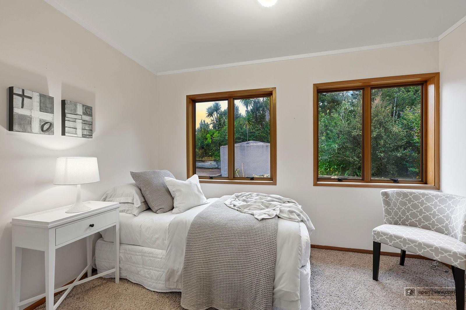 Slider image of 45C Robinson Road, Auckland