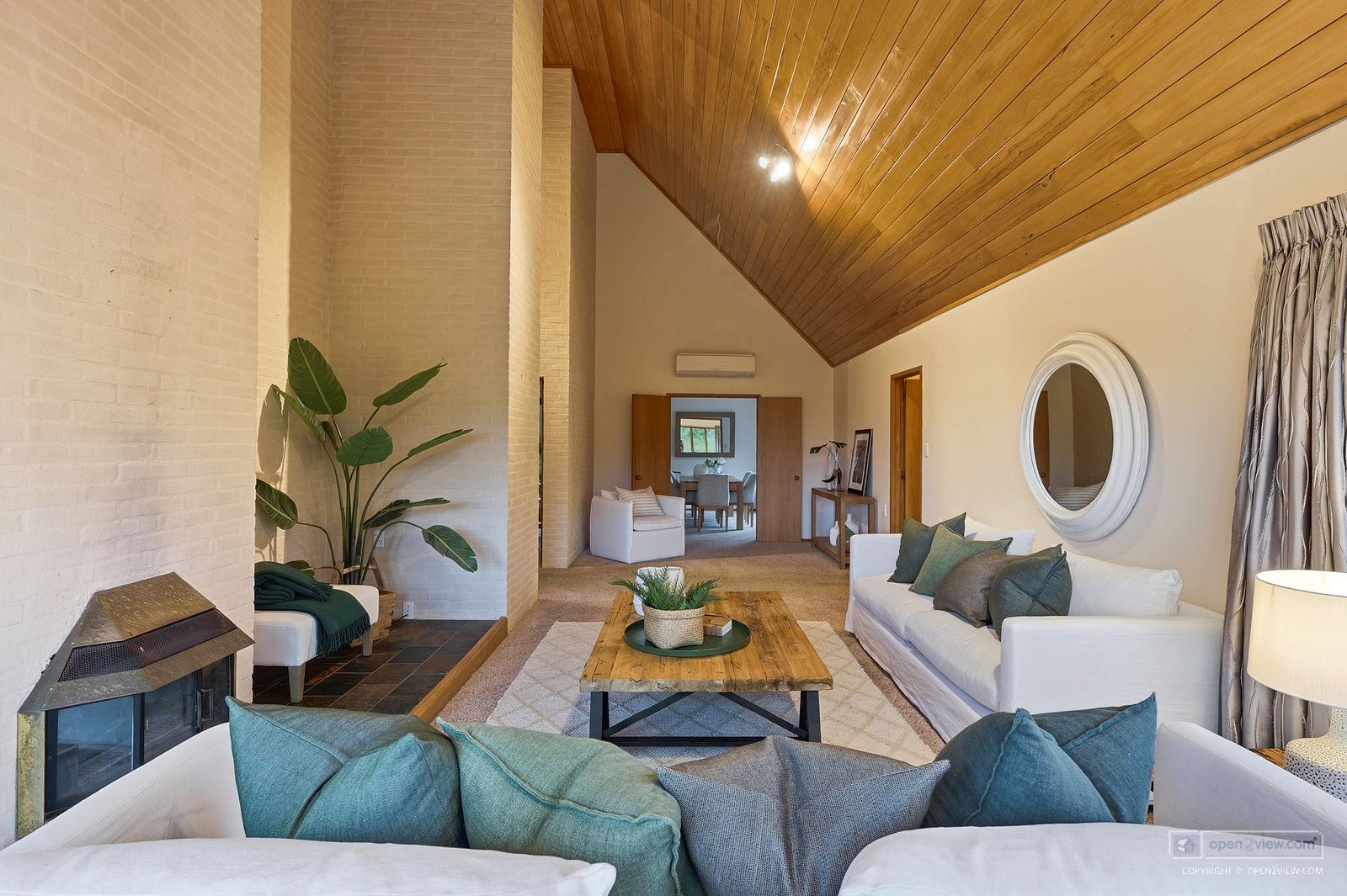 Slider image of 45C Robinson Road, Auckland