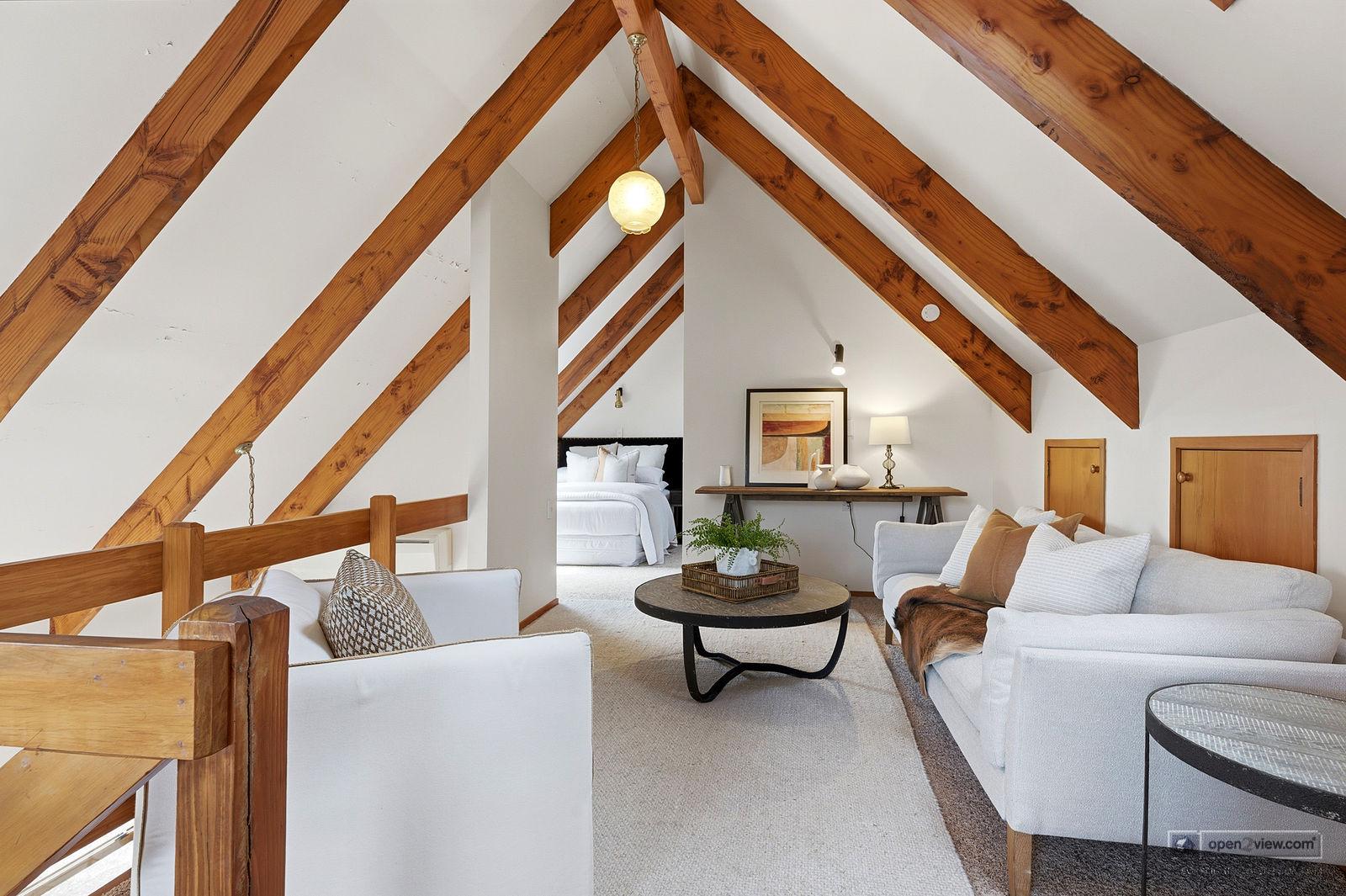 Slider image of 45C Robinson Road, Auckland