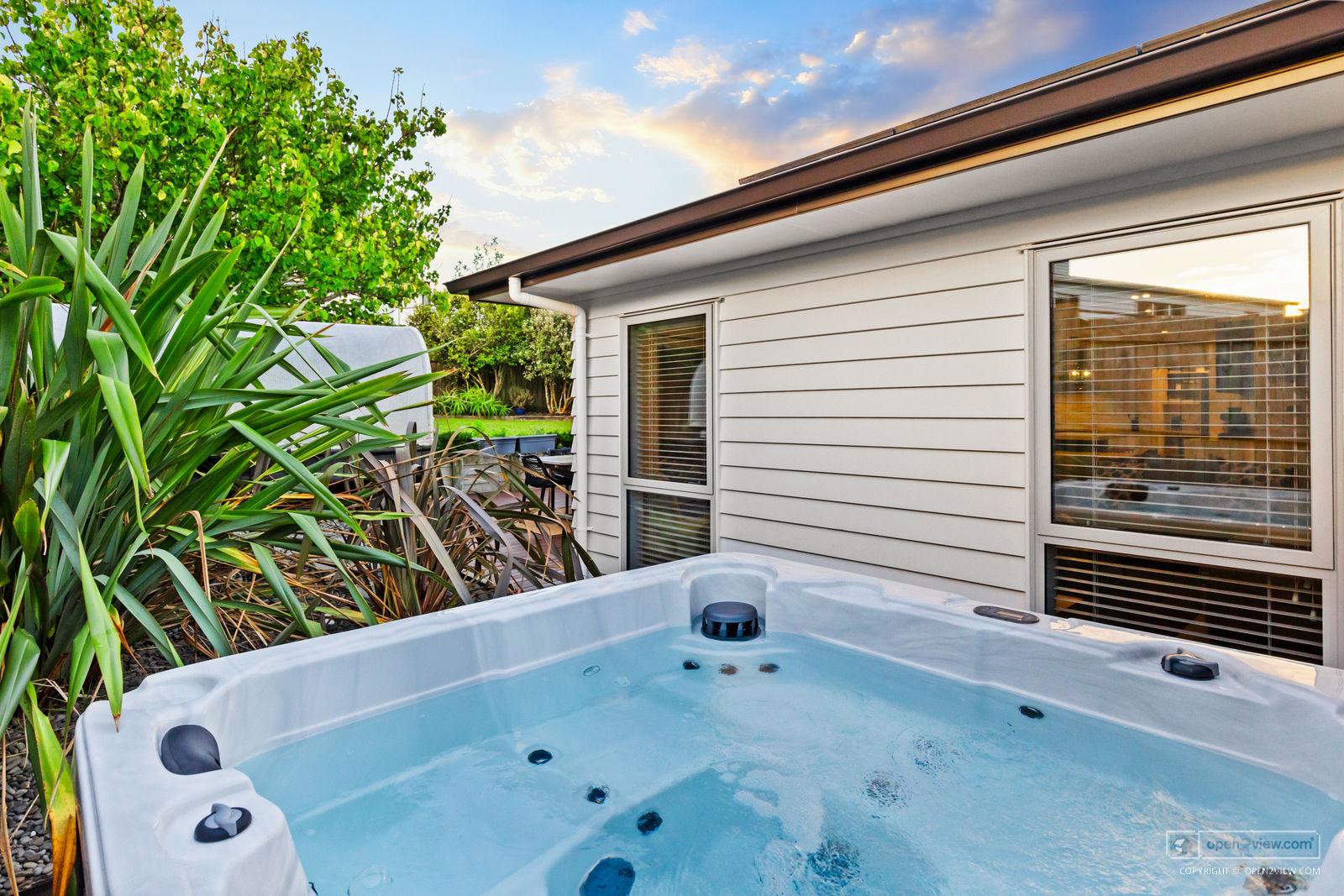 Slider image of 21 Alexandra Street, Auckland