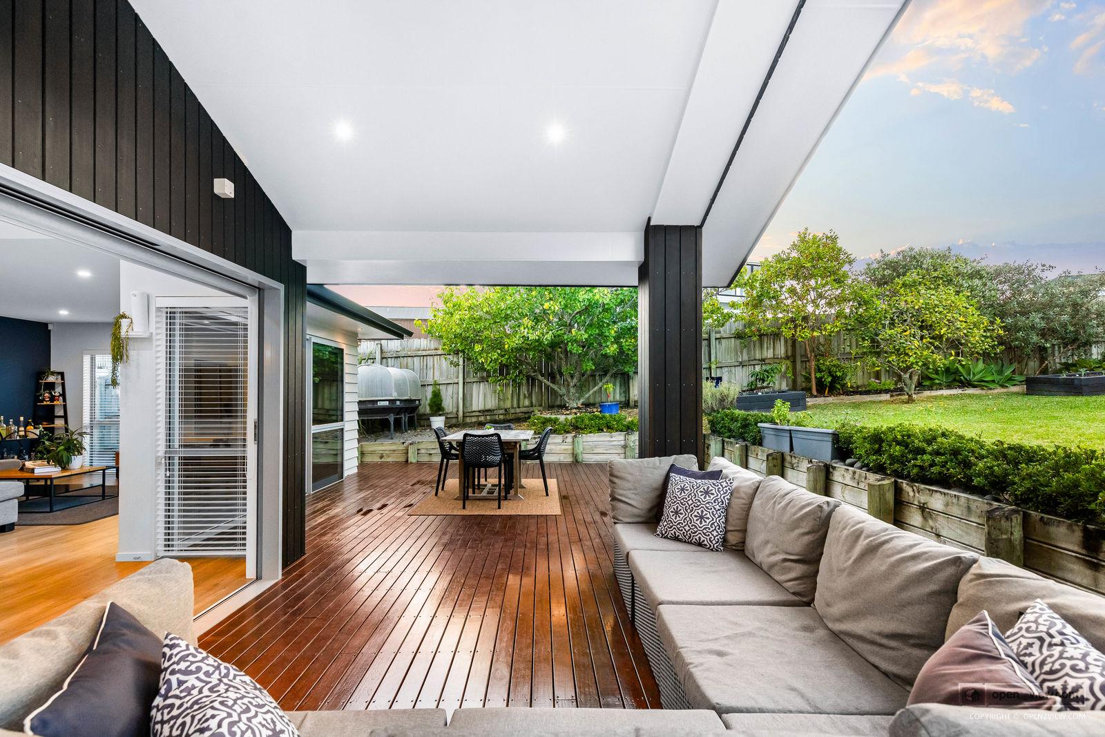 Slider image of 21 Alexandra Street, Auckland