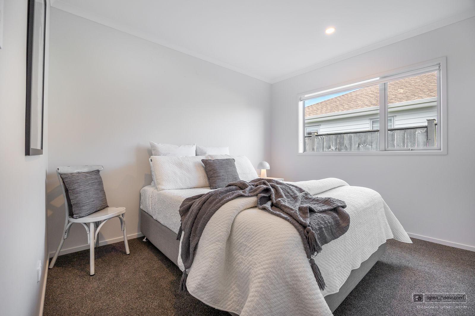 Slider image of 8 Sir Lincoln Drive, Auckland