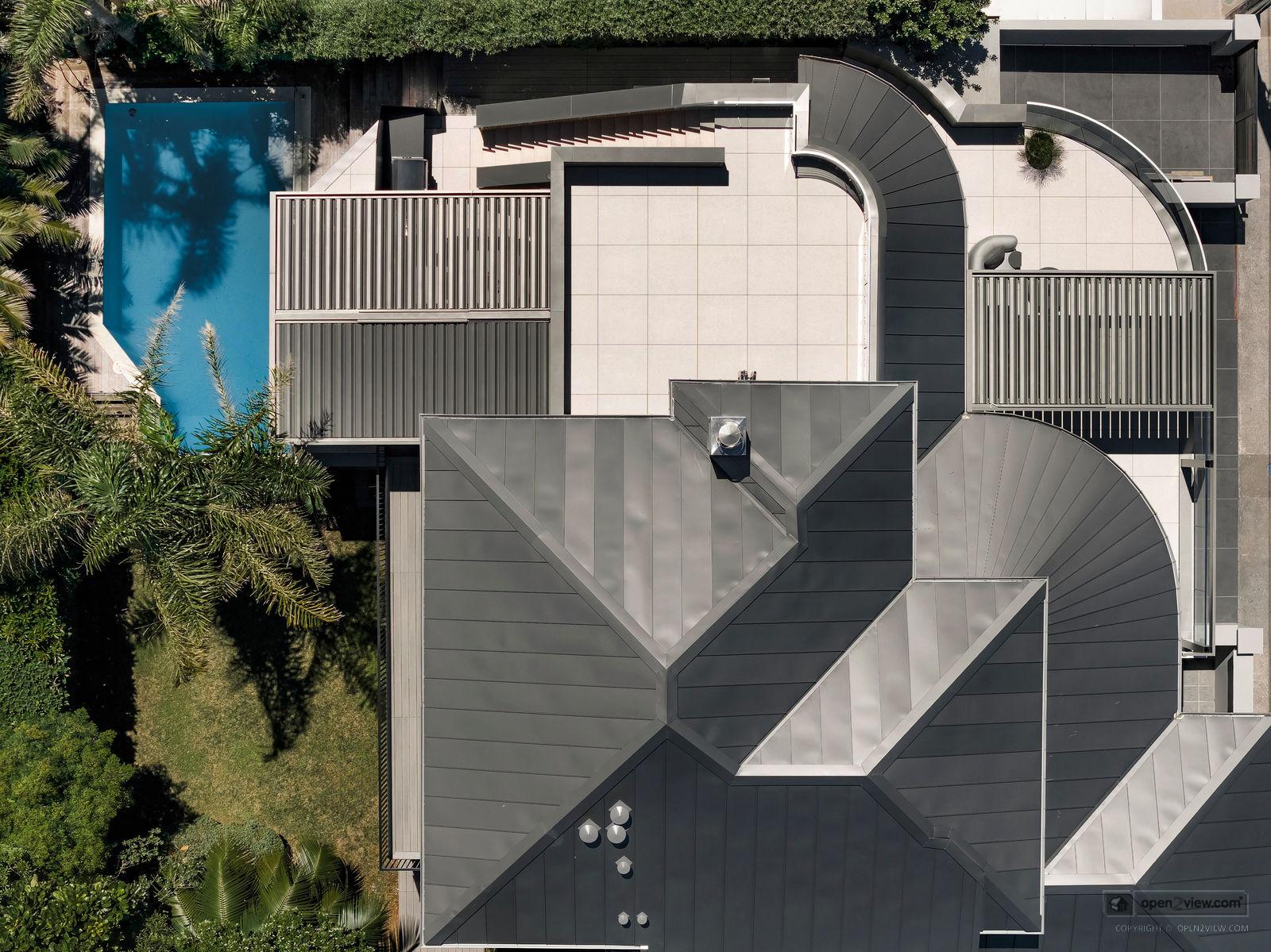 Slider image of 60 Milford Road, Auckland