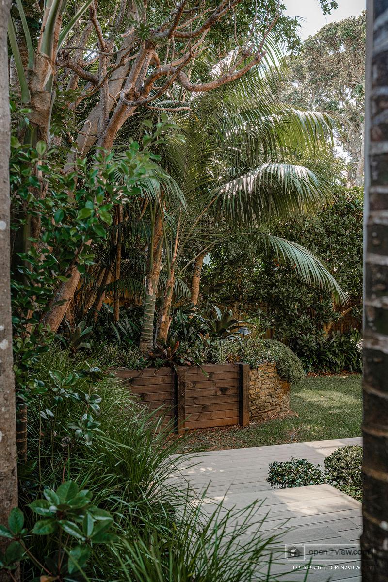 Slider image of 60 Milford Road, Auckland