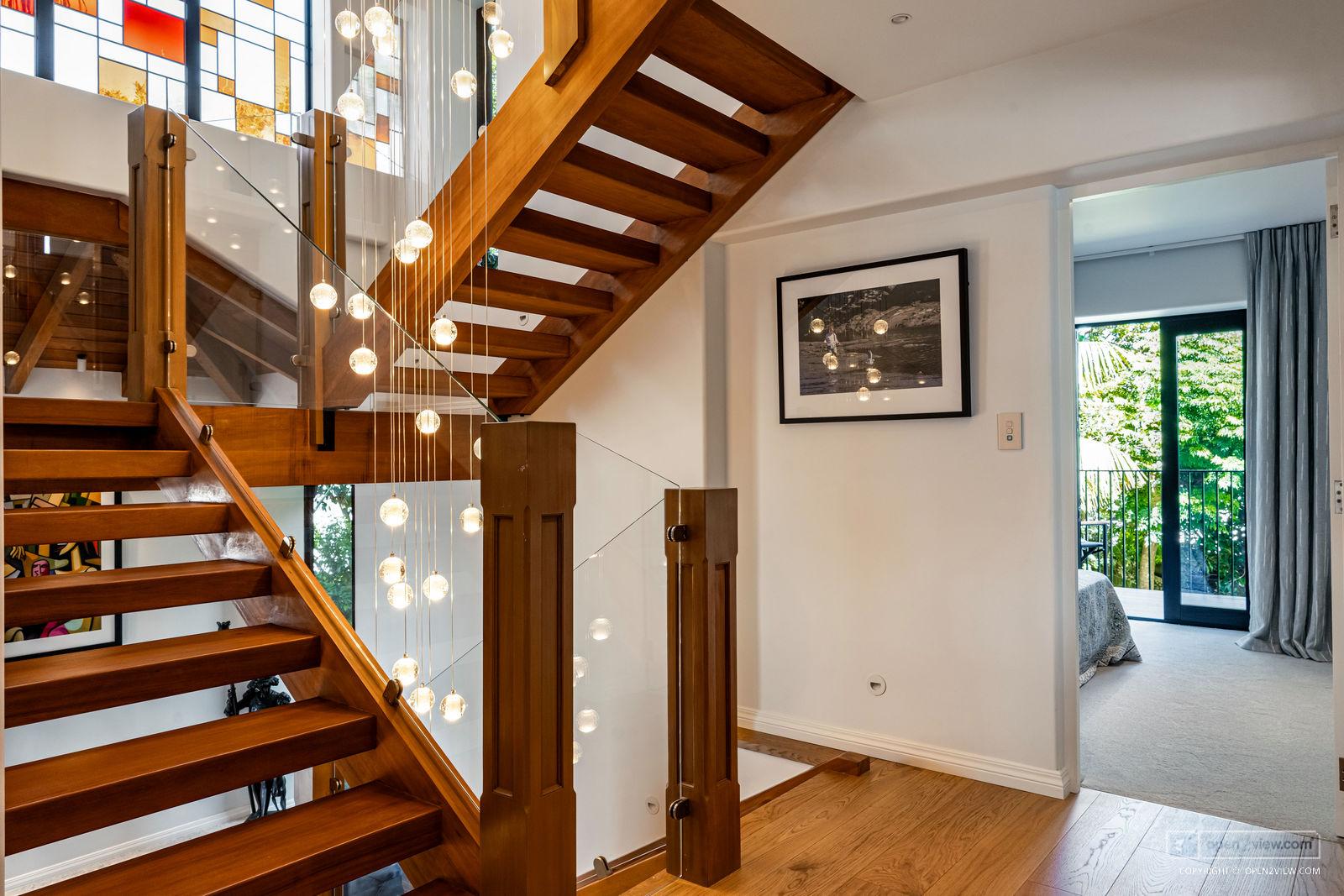 Slider image of 60 Milford Road, Auckland