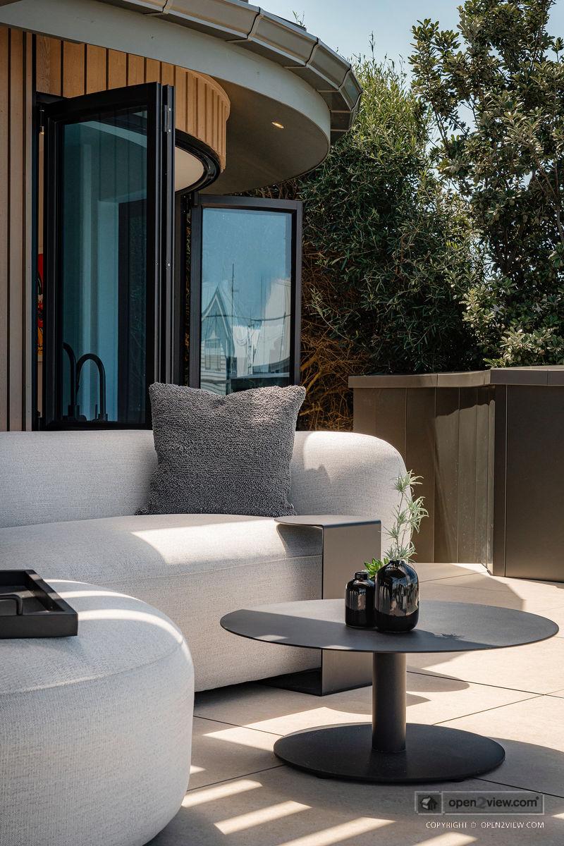 Slider image of 60 Milford Road, Auckland