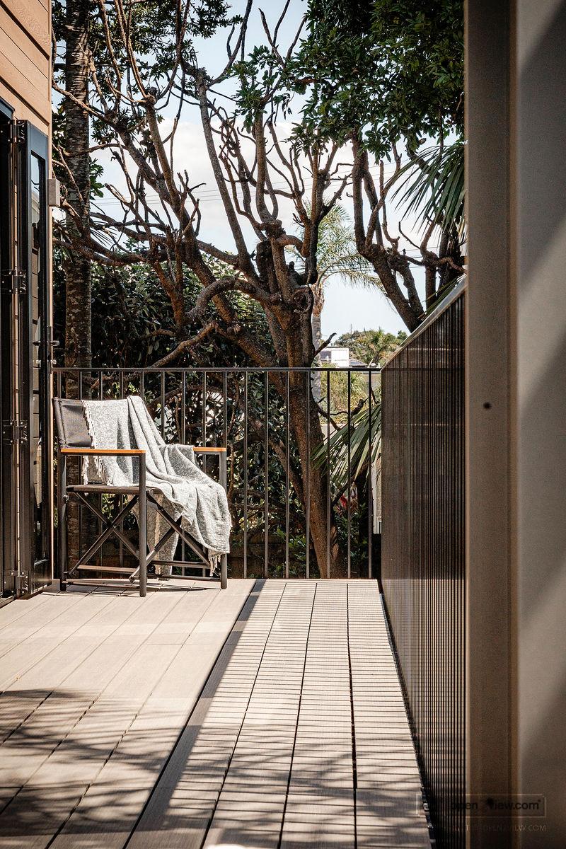 Slider image of 60 Milford Road, Auckland