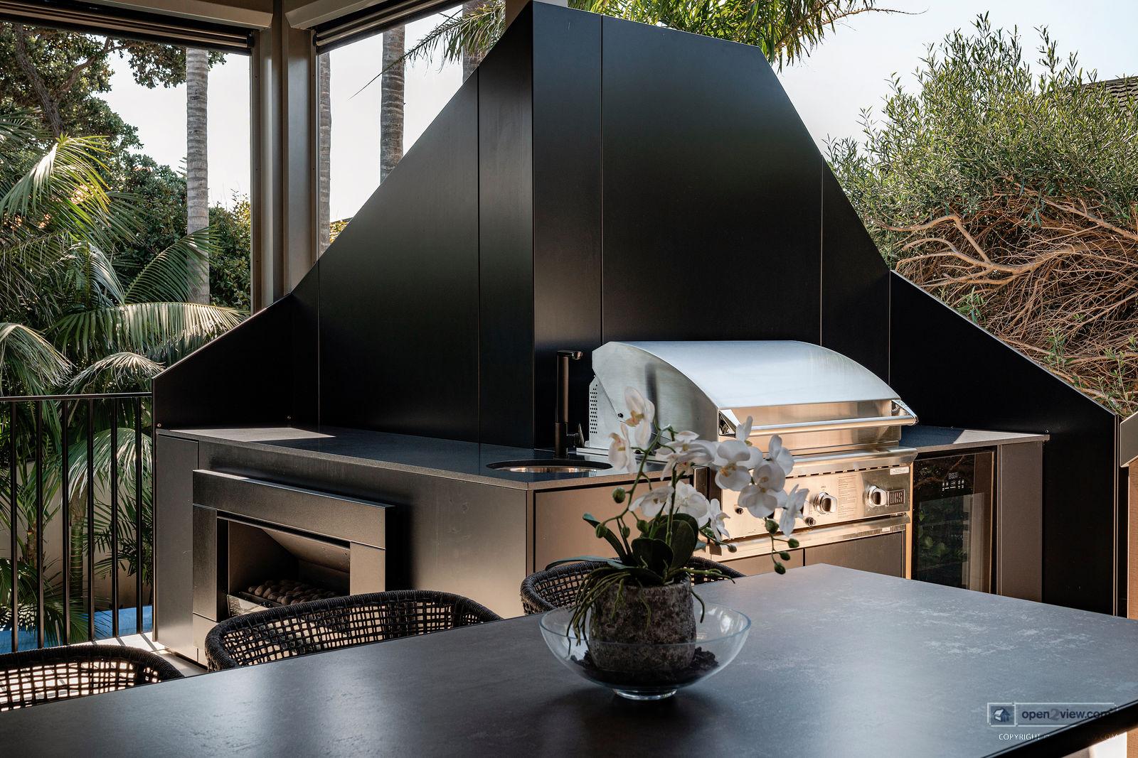 Slider image of 60 Milford Road, Auckland