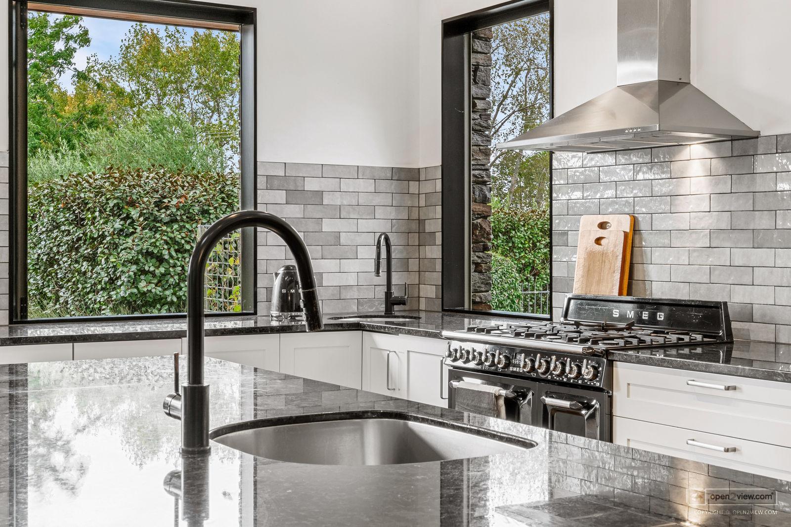 Slider image of 109 Glenmore Road, Auckland