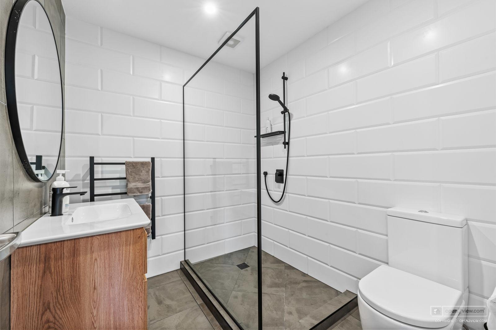 Slider image of 109 Glenmore Road, Auckland