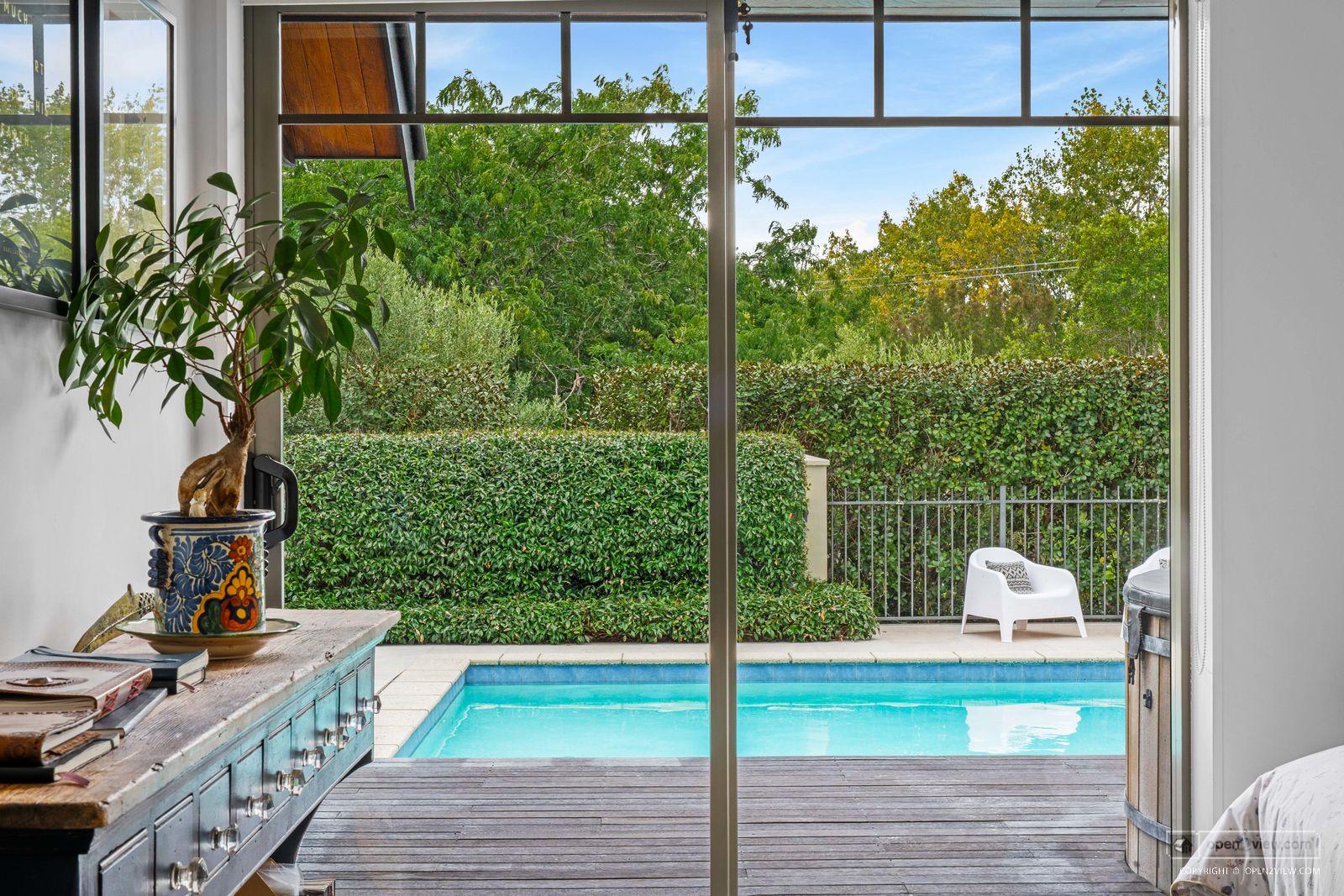 Slider image of 109 Glenmore Road, Auckland