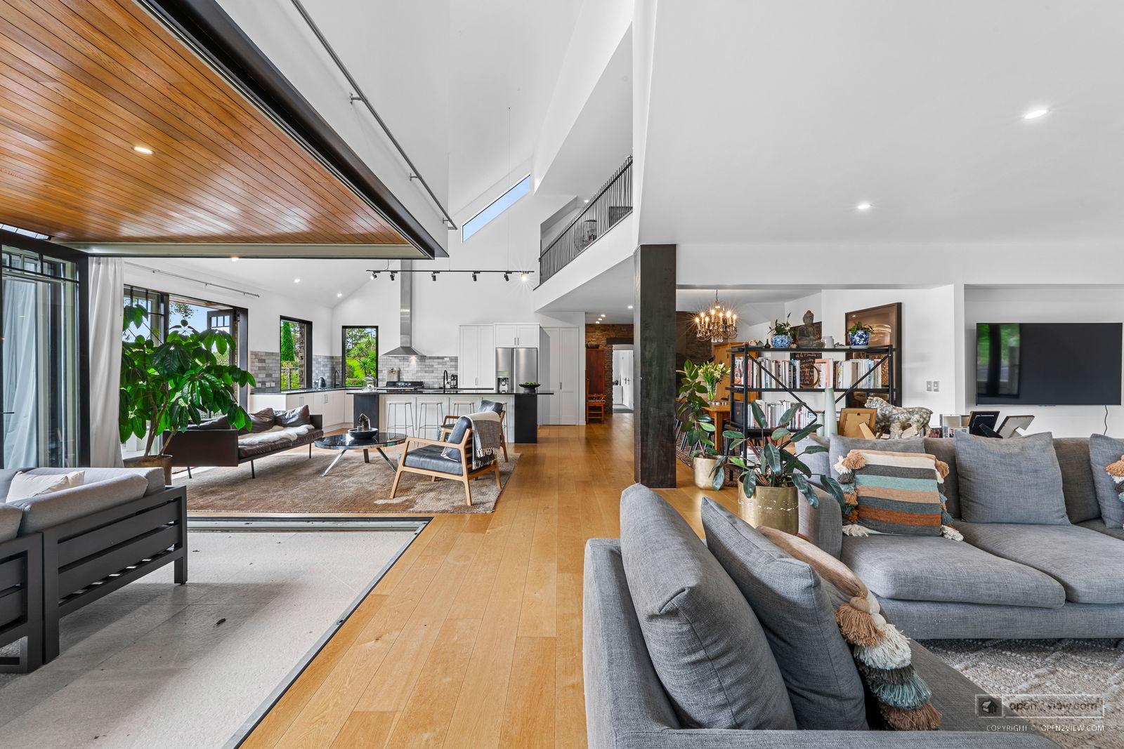 Slider image of 109 Glenmore Road, Auckland