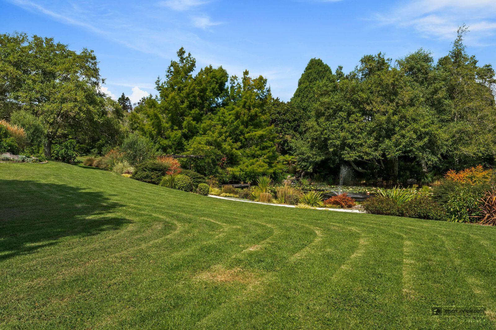 Slider image of 109 Glenmore Road, Auckland