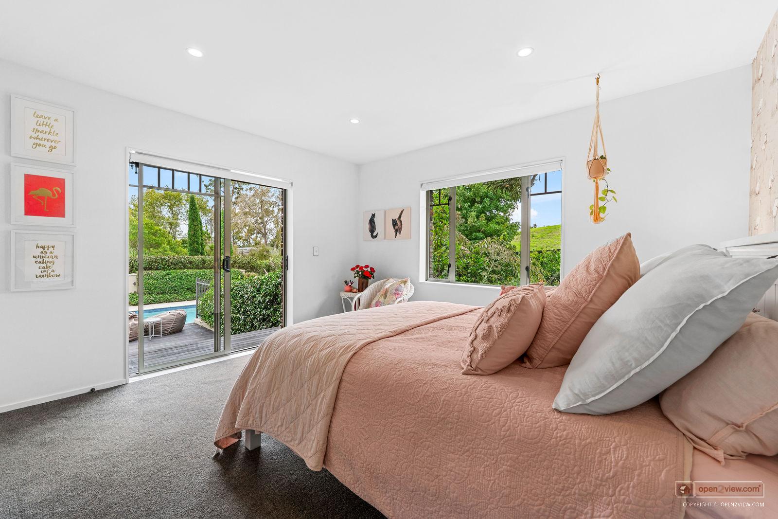 Slider image of 109 Glenmore Road, Auckland