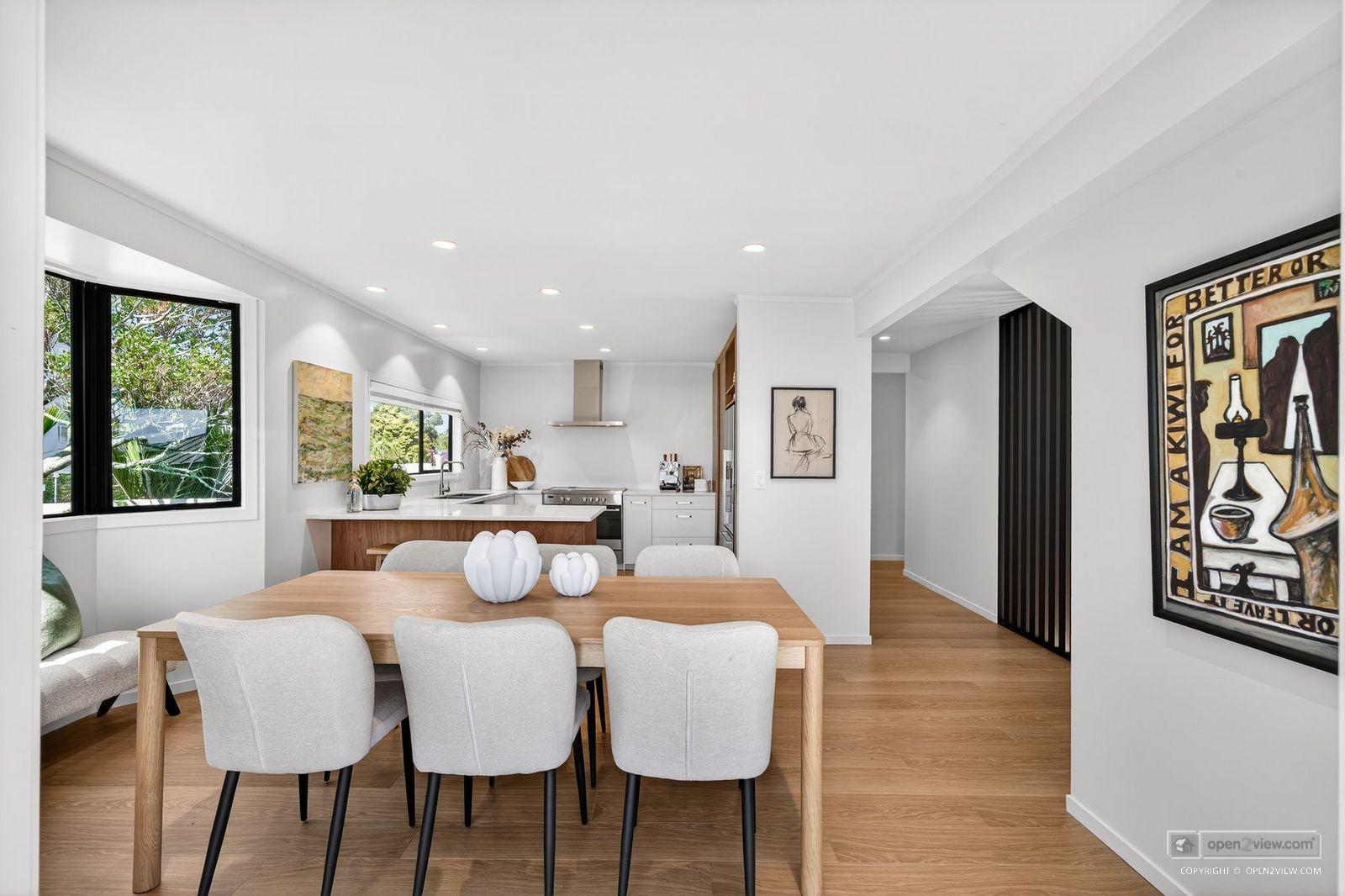 Slider image of 2/10 Sylvan Park Avenue, Auckland