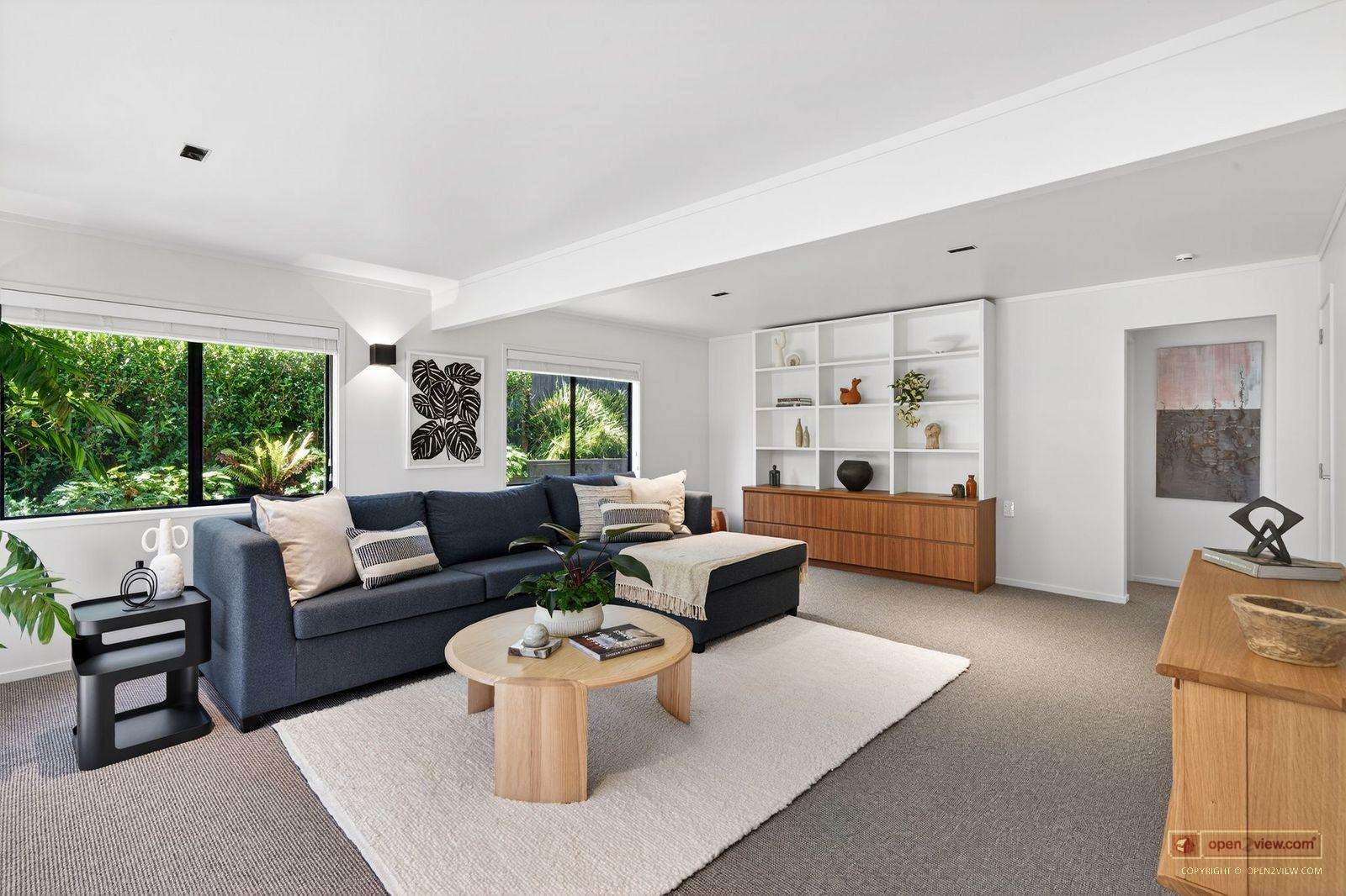 Slider image of 2/10 Sylvan Park Avenue, Auckland
