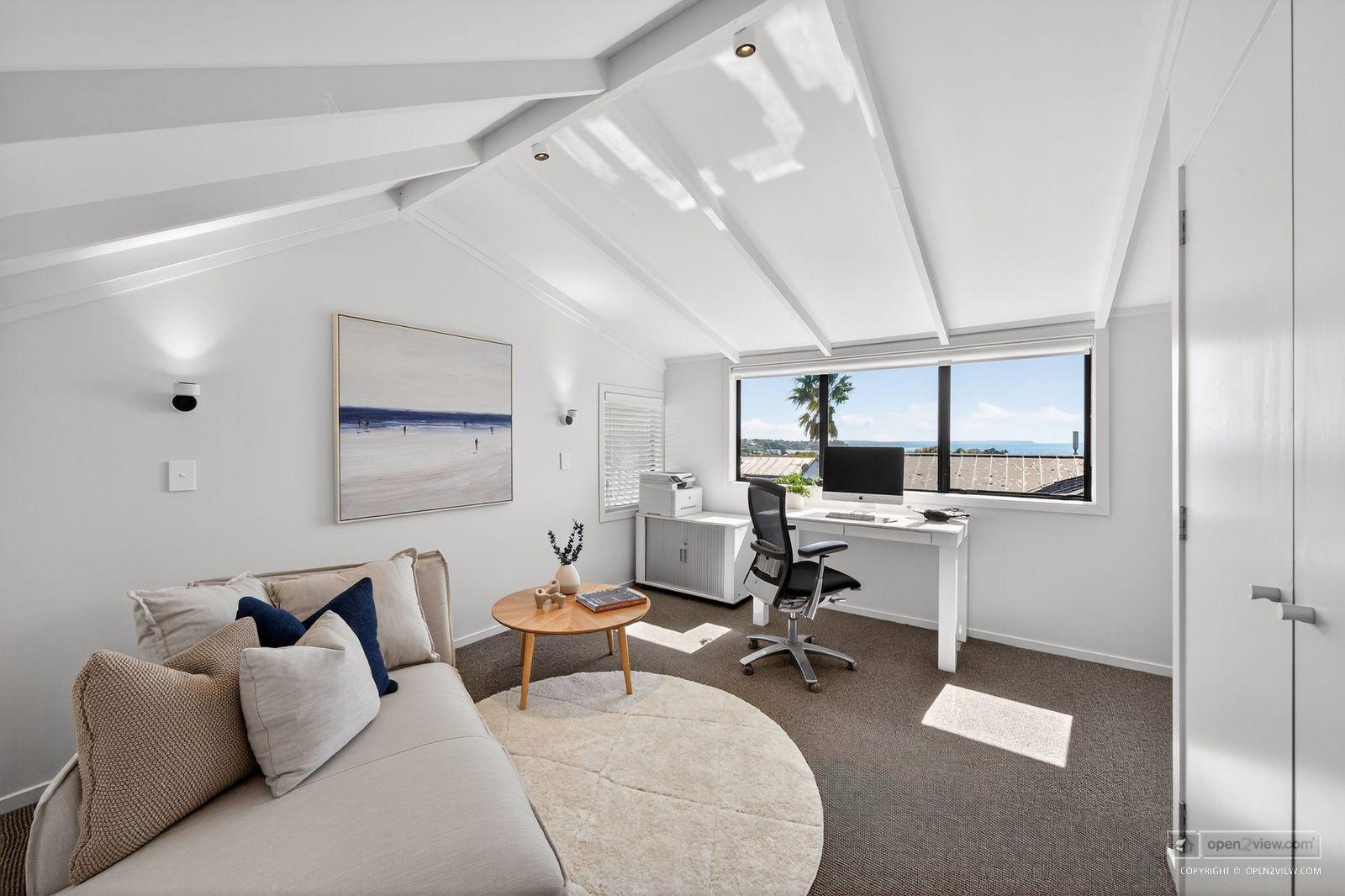 Slider image of 2/10 Sylvan Park Avenue, Auckland