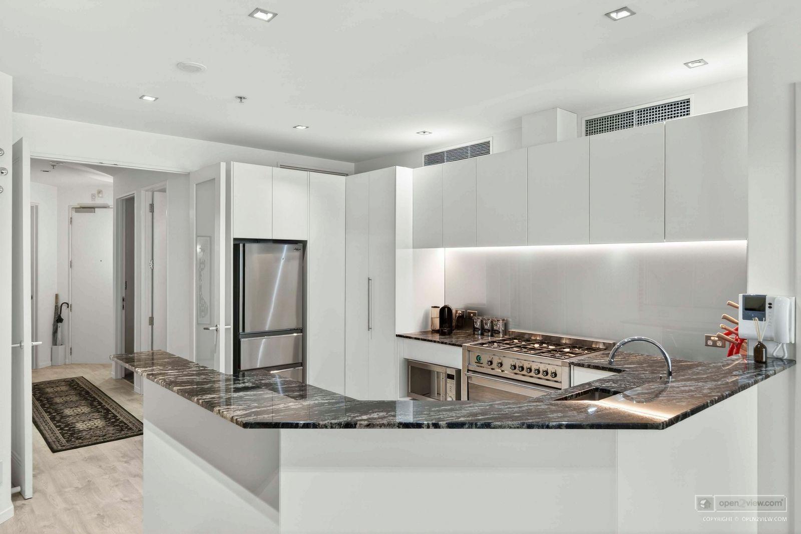 Slider image of 8/7 The Promenade, Auckland