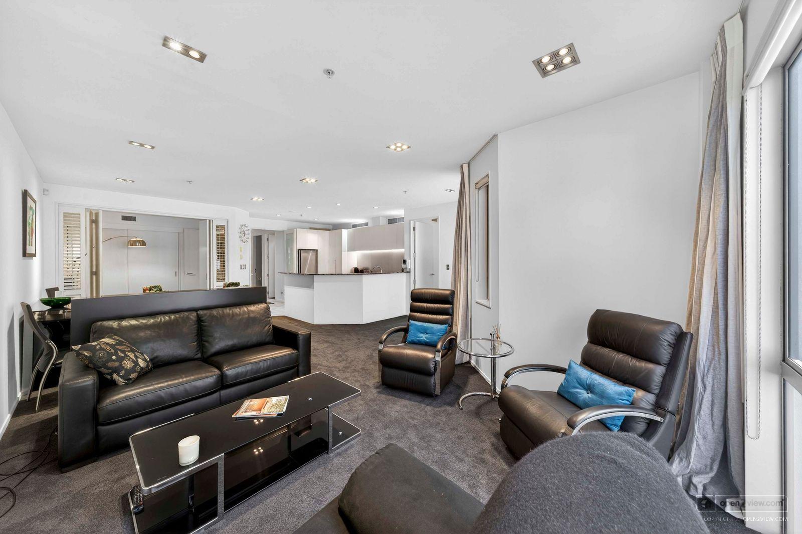 Slider image of 8/7 The Promenade, Auckland