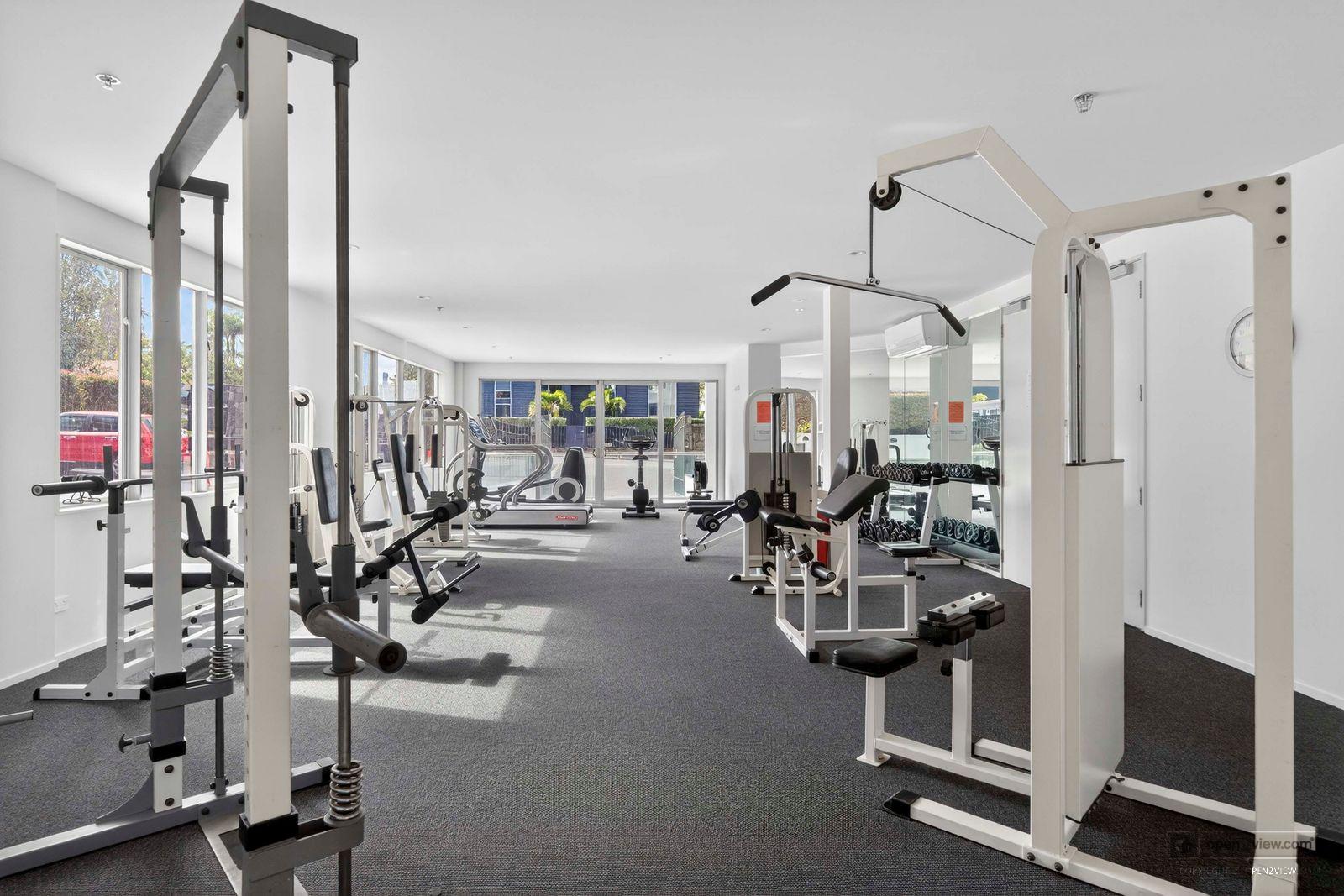 Slider image of 8/7 The Promenade, Auckland